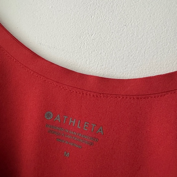Athleta Featherweight Stretch Tank Red Currant Size Medium - Picture 3 of 6